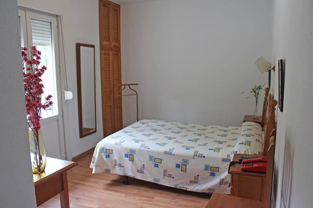 Hostal Pancorbo Exterior photo