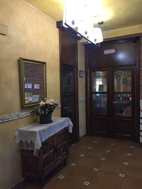 Hostal Pancorbo Exterior photo